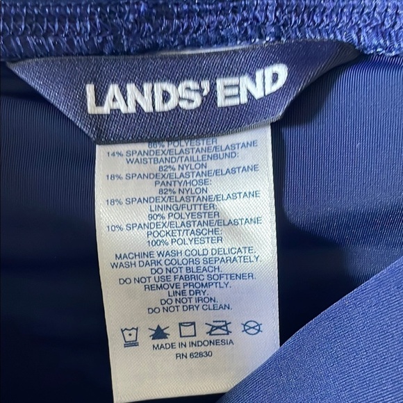 Land’s End Women’s Deep Sea Polka Dot 5” Quick Dry Swim Short w/ Panty - Size 8 - Picture 5 of 8